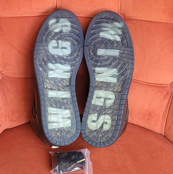 Air Jordan 1 Retro High 'Wings' AA2887-035  Sneaker Men's Size 9.5 - Picture 15 of 16